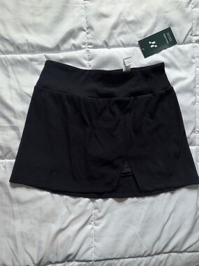 NWT HALARA Black Mini Skort with Front Overlap